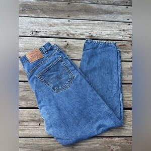 Vintage 90s Levi’s 550 Relaxed Fit Blue Jeans, Size 36x30